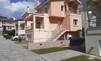 თაუნჰაუსი 182 m² Kavala