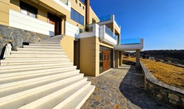 Villa 350 m² in Crete