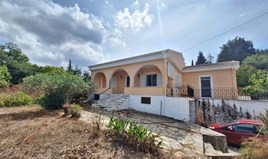 Detached house 100 m² in Corfu