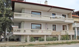 Detached house 390 m² on the Olympic Coast