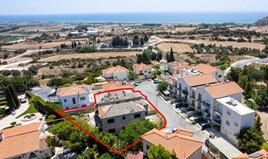 Detached house 667 m² in Limassol