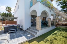 Property 63532 photo 2