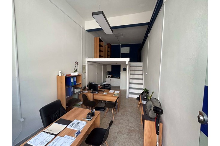 Business 50 m² in Athens