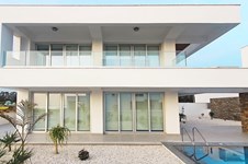 Property 64308 photo 2