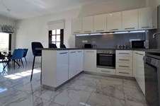 Property 64394 photo 9