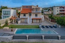 Property 65530 photo 1