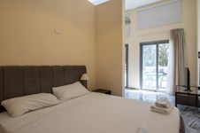 Property 65730 photo 2