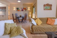 Property 714 photo 10