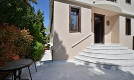 Detached house 304 m² in Athens