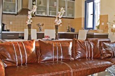 Property 1000 photo 3