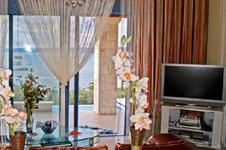 Property 1000 photo 5