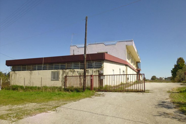 Realty photo 1