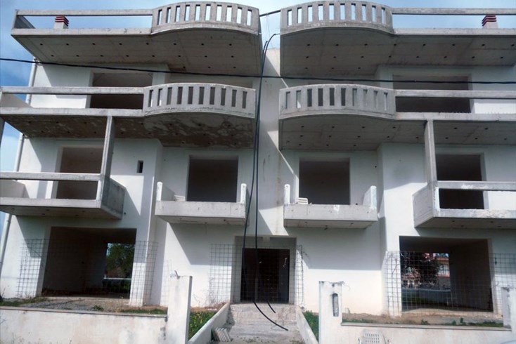 Realty photo 2