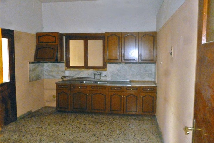 Realty photo 3