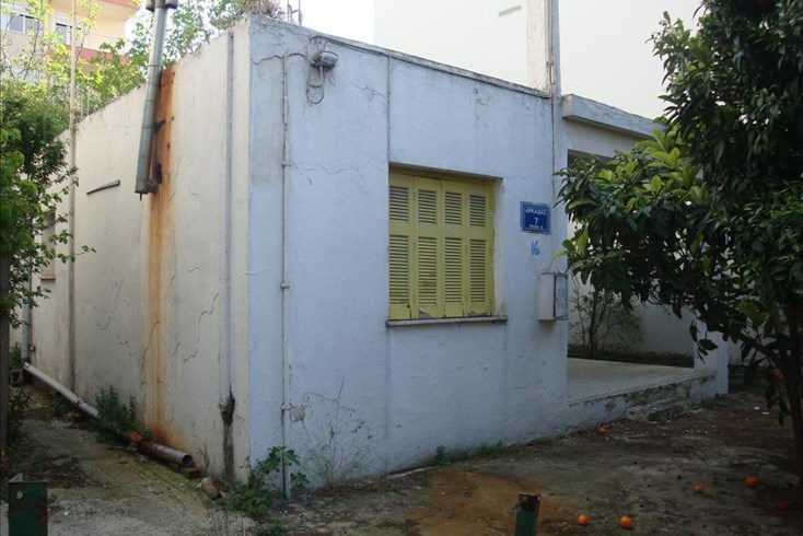 Realty photo 1