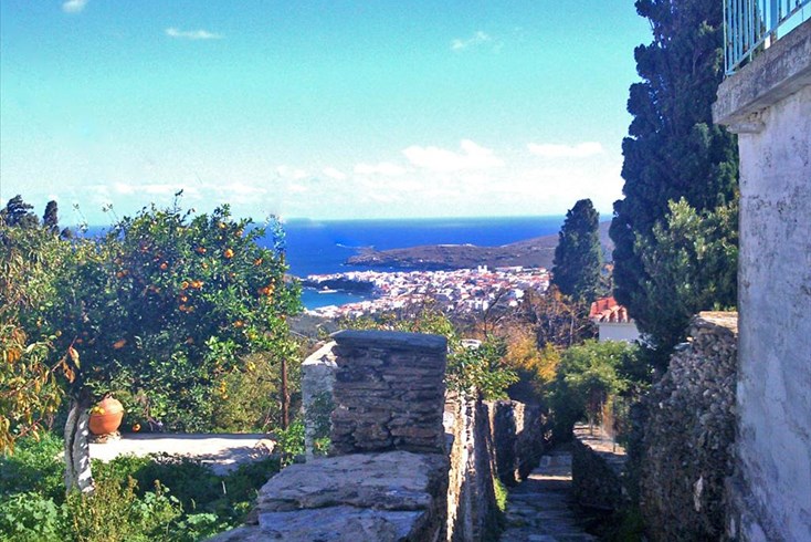 Realty photo 1