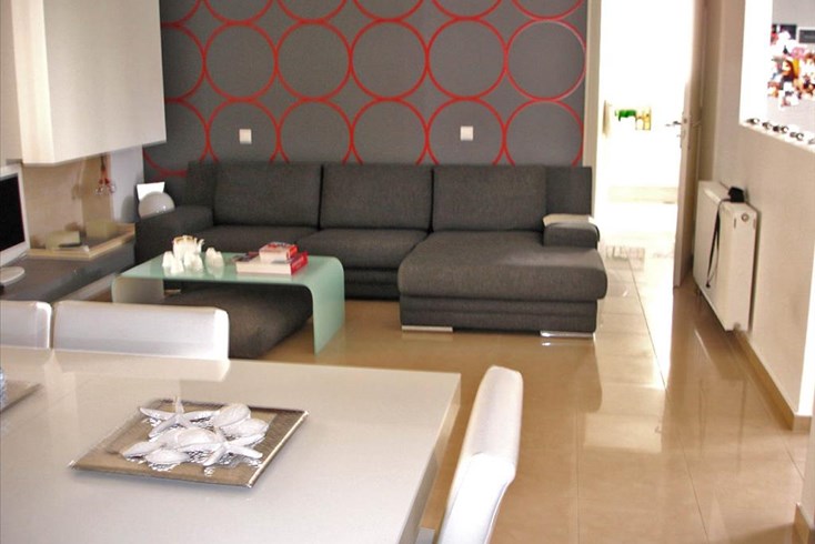 Realty photo 2