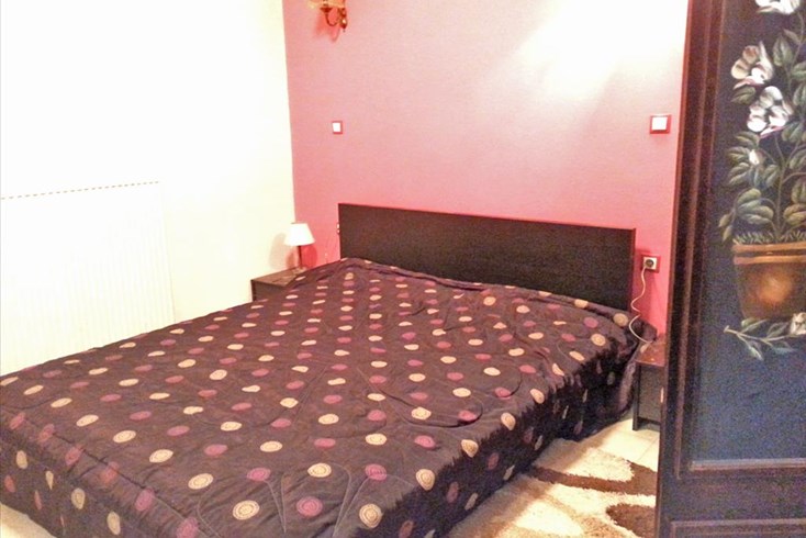 Realty photo 2