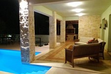 Property 1042 photo 2