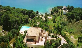 Villa 700 m² in Eastern Peloponnese - Ermionida