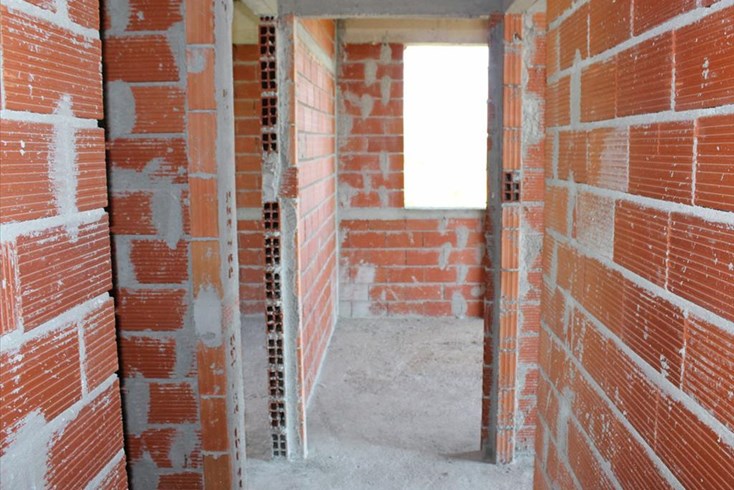 Realty photo 3