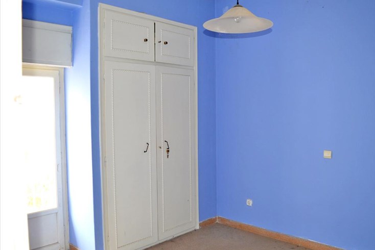 Realty photo 2