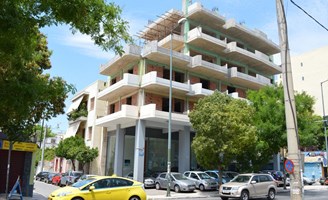 Building 1800 m² Atina’da