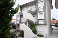 Property 1087 photo 1