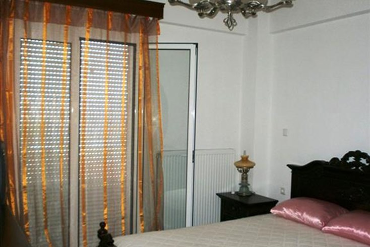 Realty photo 3