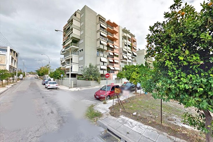 Realty photo 2