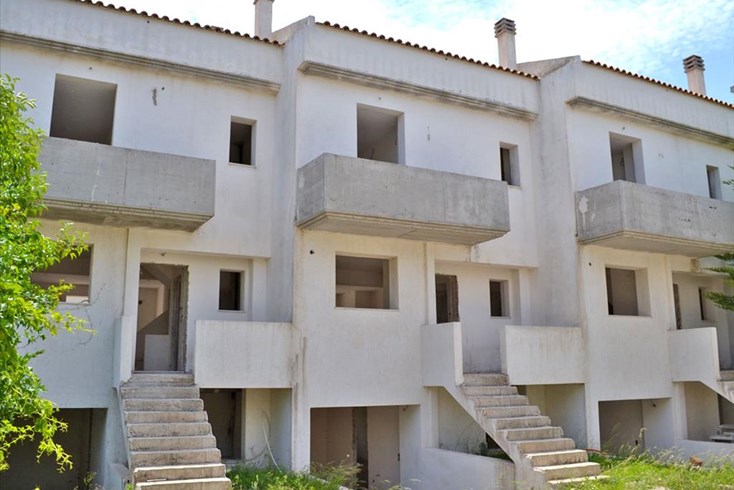 Realty photo 1
