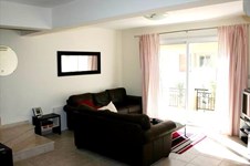 Property 11400 photo 2