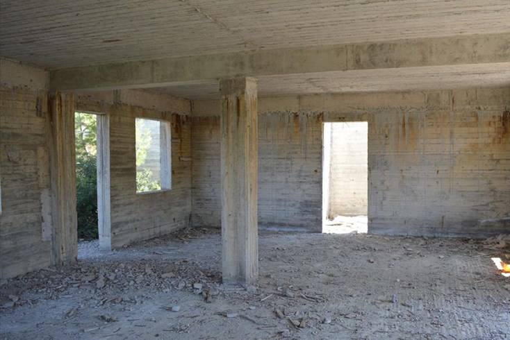 Realty photo 3