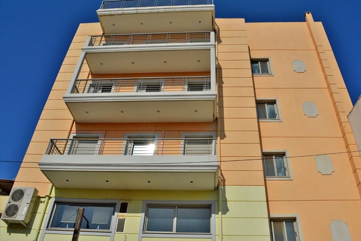Realty photo 2