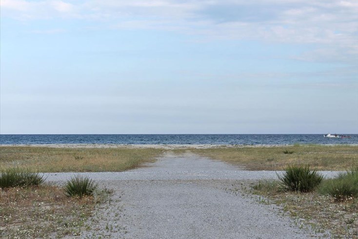 Realty photo 1