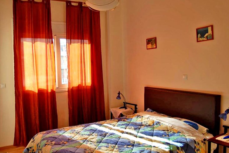 Realty photo 2