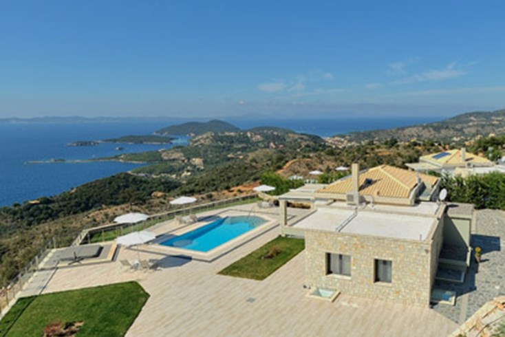 Realty photo 2