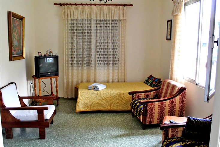 Realty photo 2