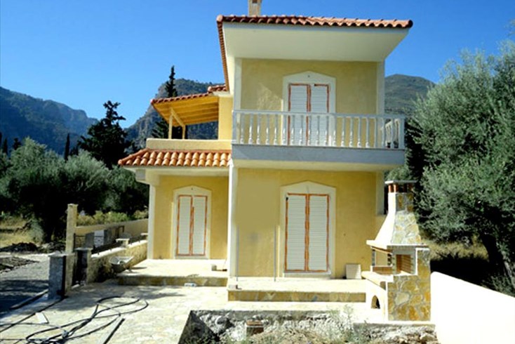 Realty photo 2