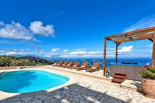 Property 12230 photo 3