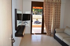 Property 12398 photo 11