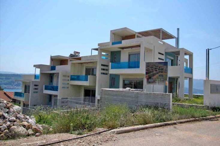 Realty photo 2
