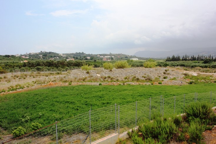 Realty photo 1