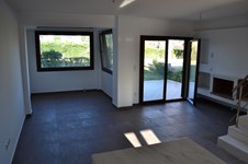 Property 128 photo 12