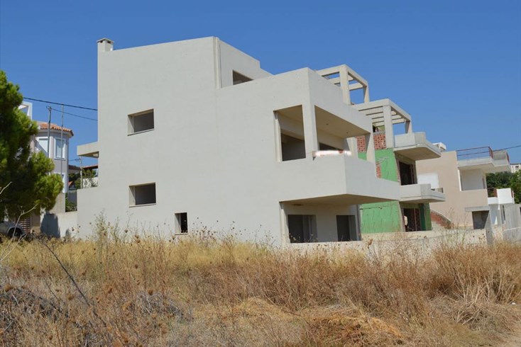 Realty photo 1