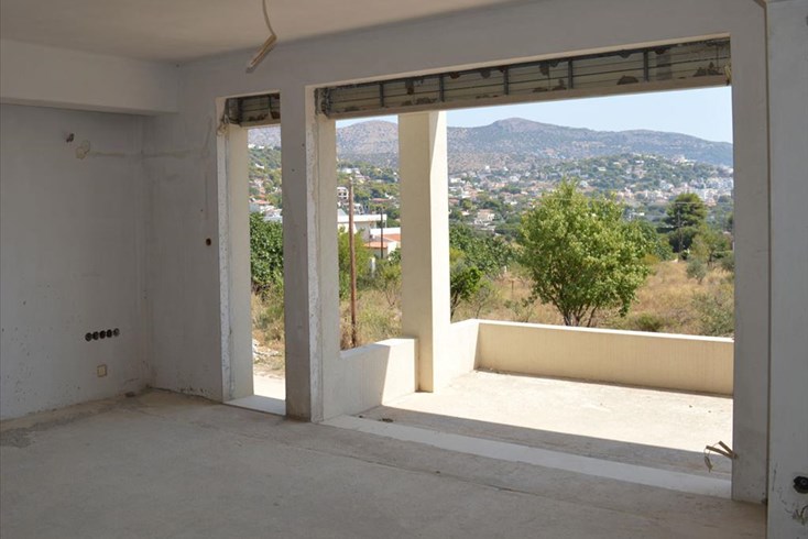 Realty photo 3