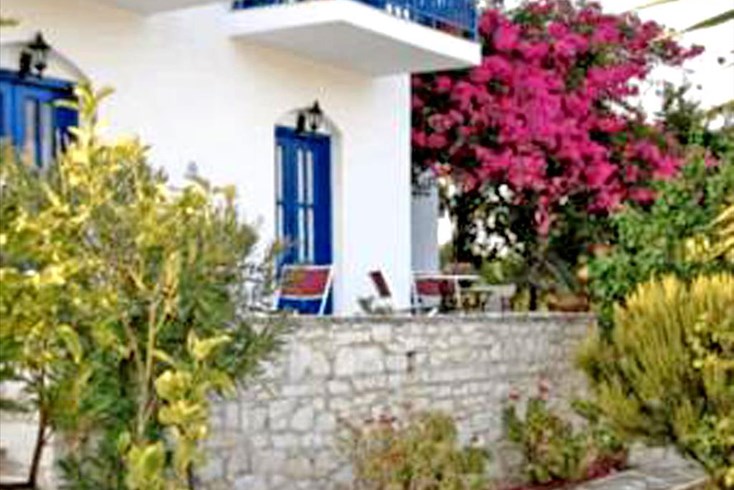 Realty photo 2