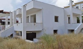 Kuća 320 m² na Atici
