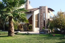 Property 13250 photo 1