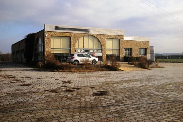 Realty photo 1